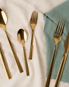 Set de cubiertos dorado de acero inoxidable 18/10